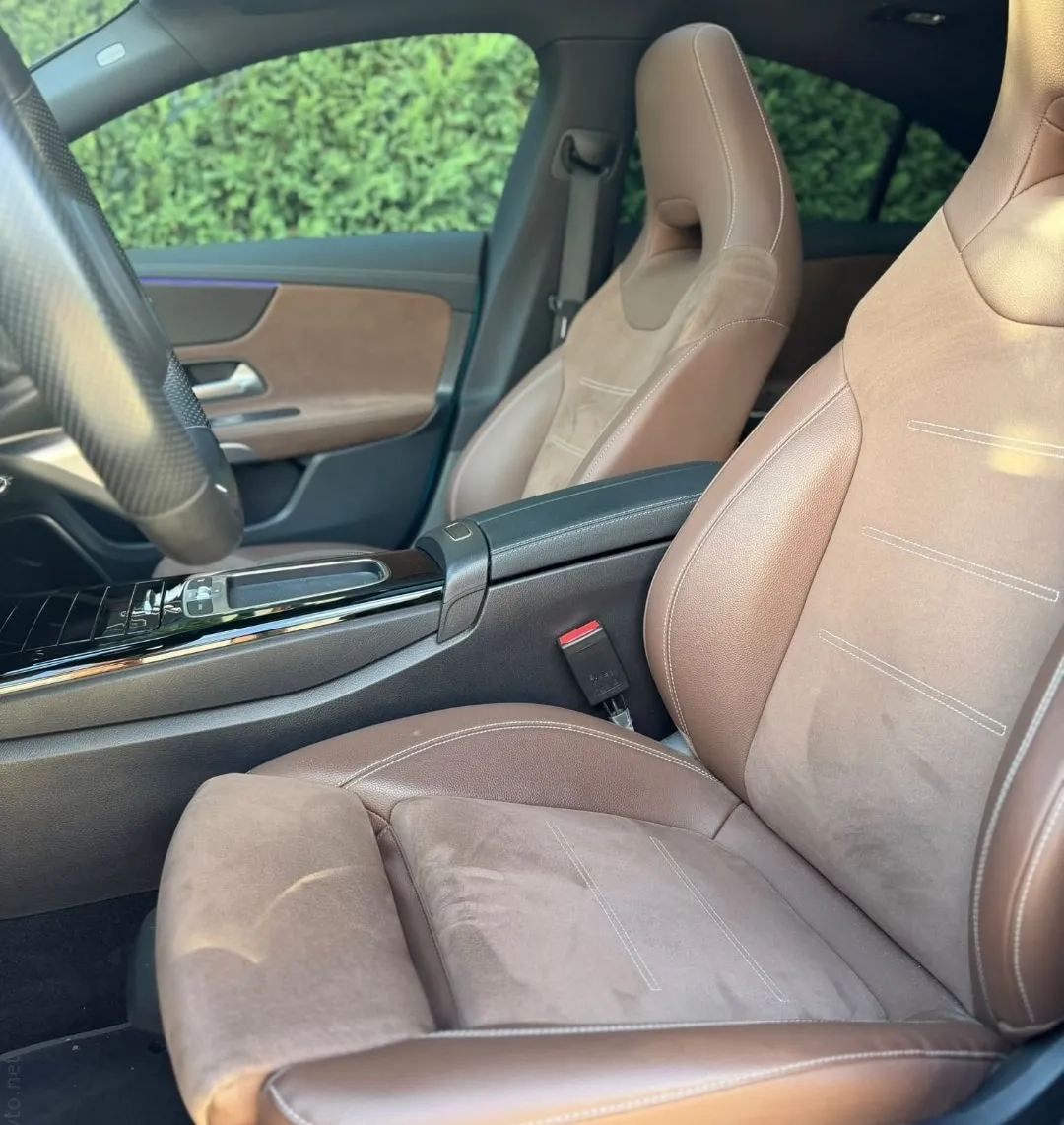 Notranja slika - Mercedes-Benz CLA-Razred - 180d |AMG|Pano|Facelift|360K|Memory|HUD|Burmester| - 7