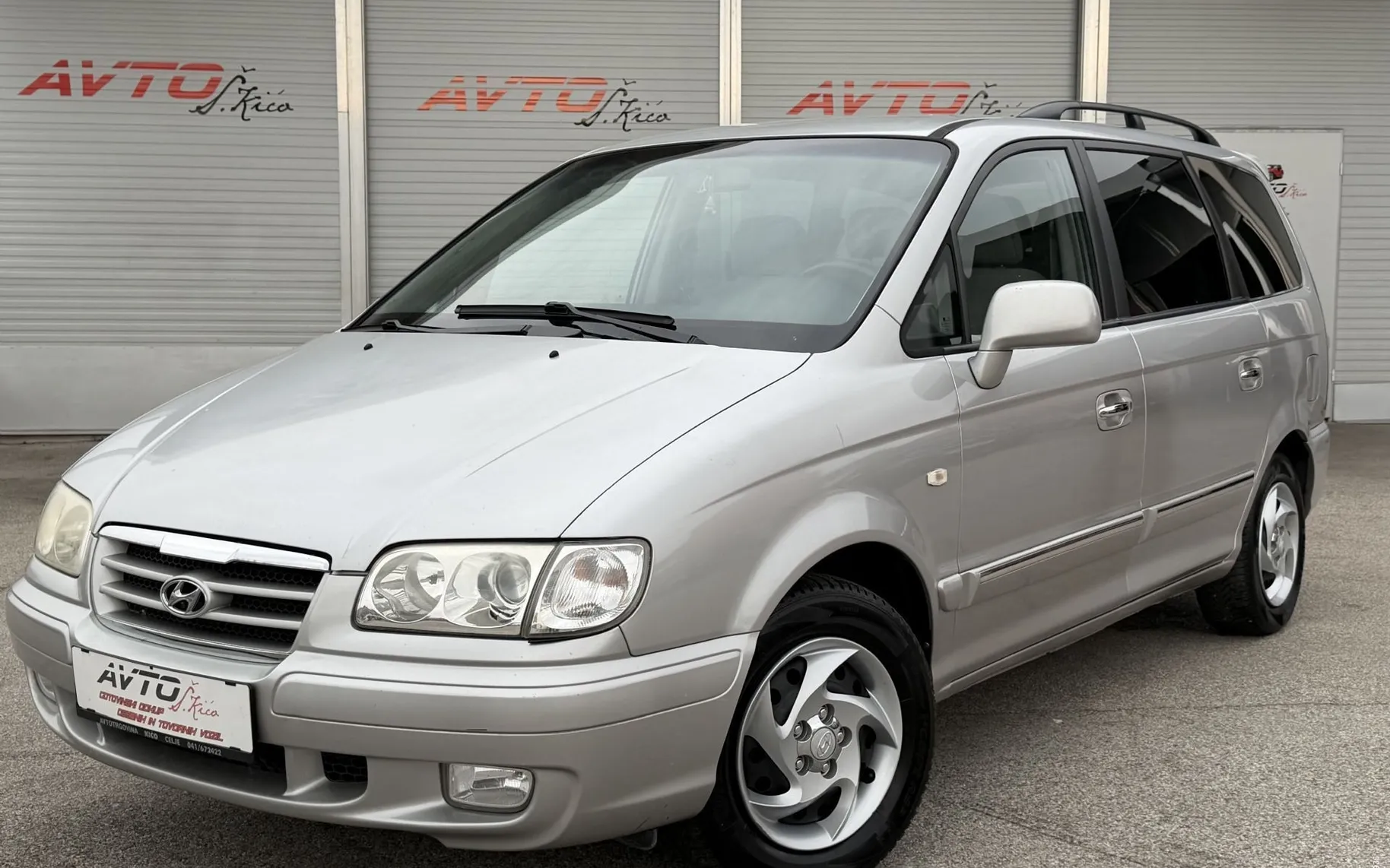 Zunanja slika - Hyundai Trajet - 2.0 CVVT GLS-7SEDEŽEV-ALU-AUTO KLIMA-VLEČNA KLJU.. - 11