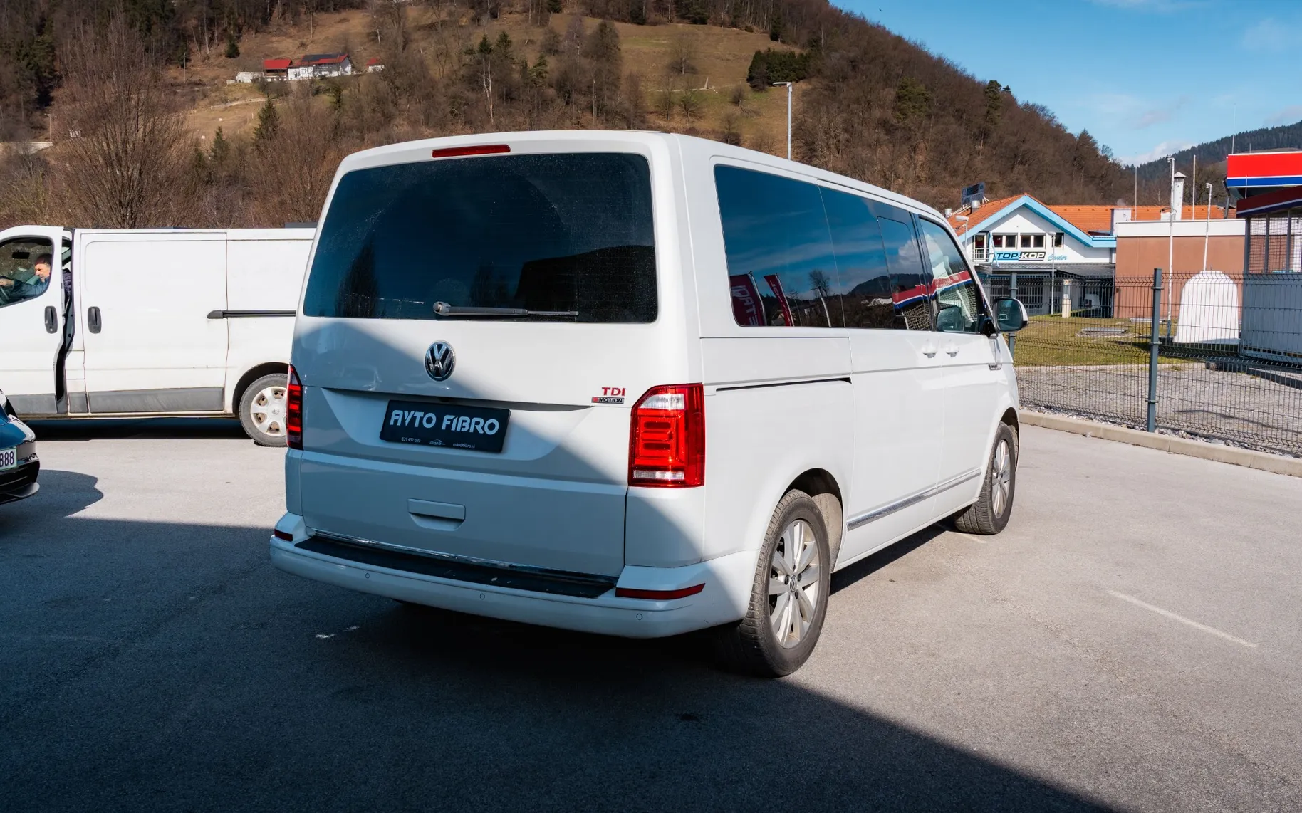 Zunanja slika - Volkswagen Multivan - 4motion 2,0 TDI KMR Highline DSG | BULLI - 4