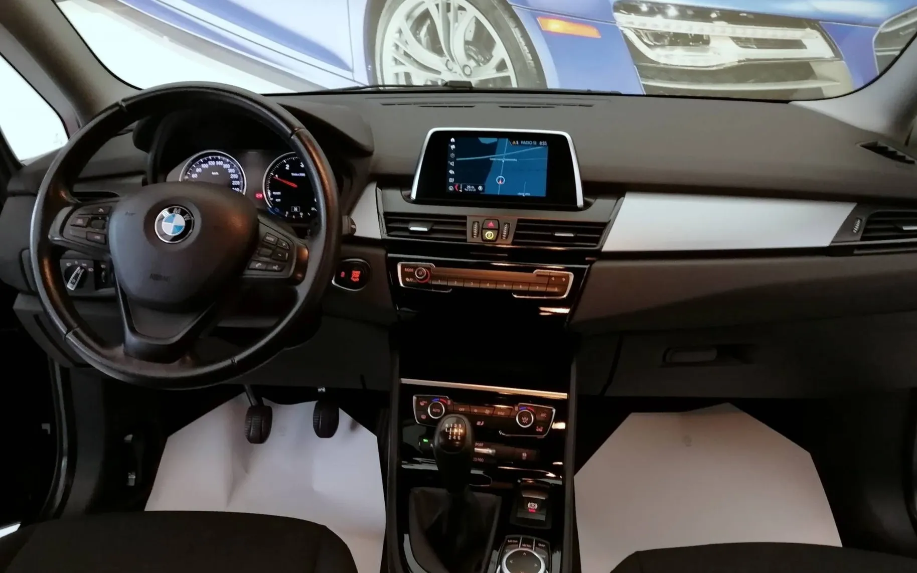 Notranja slika - BMW serija 2 Gran Tourer: - 216d NOVI MODEL PDC ALU LED NAVI 1.LASTNIK-KOT-N - 7