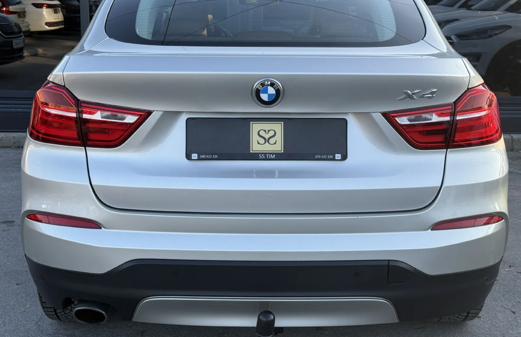 Zunanja slika - BMW X4 - serija :  xDrive20d LED Usnje ALU 18 Kljuka Navi BT - 6