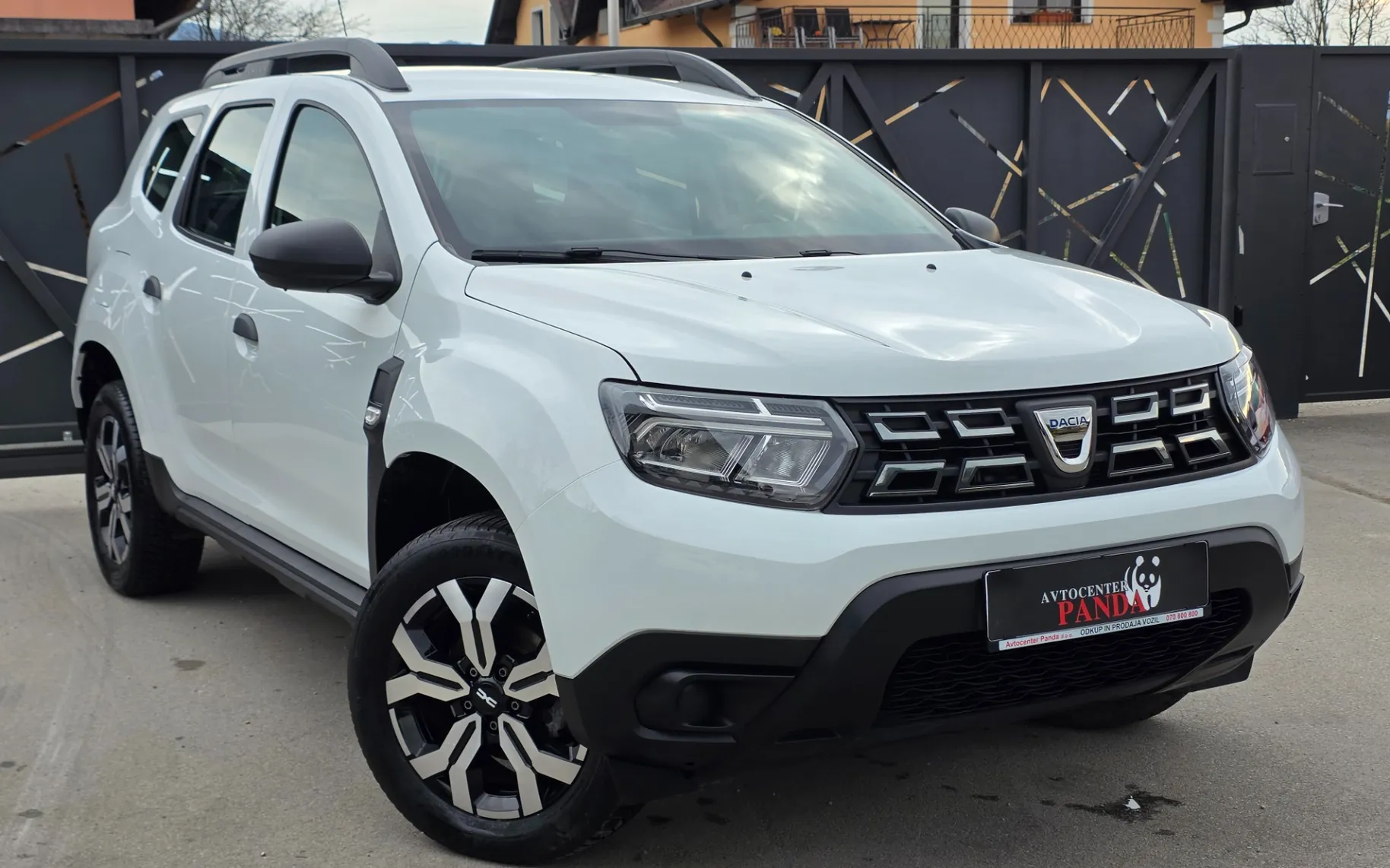 Zunanja slika - Dacia Duster - 1,0 Tce 90 Essential - 6