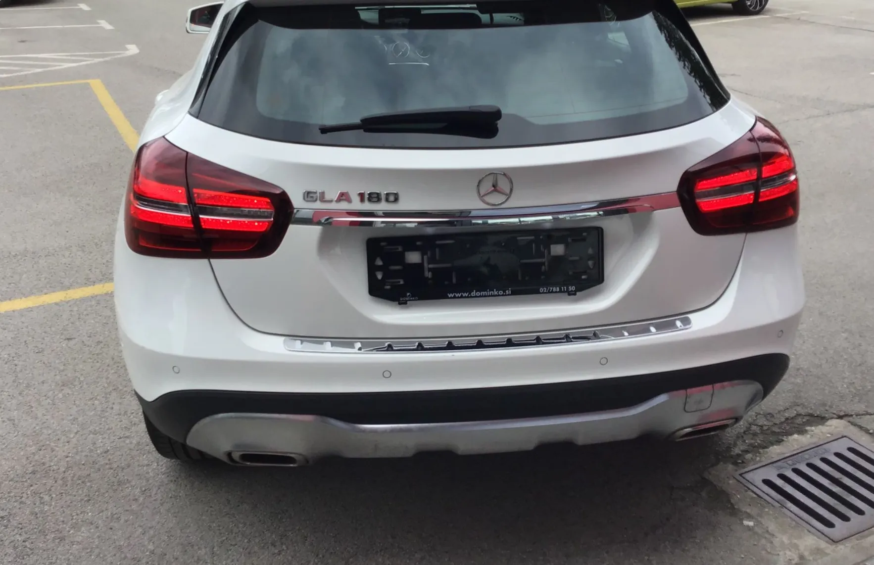 Zunanja slika - Mercedes-Benz GLA-Razred - GLA 180 Urban Avt. - 6