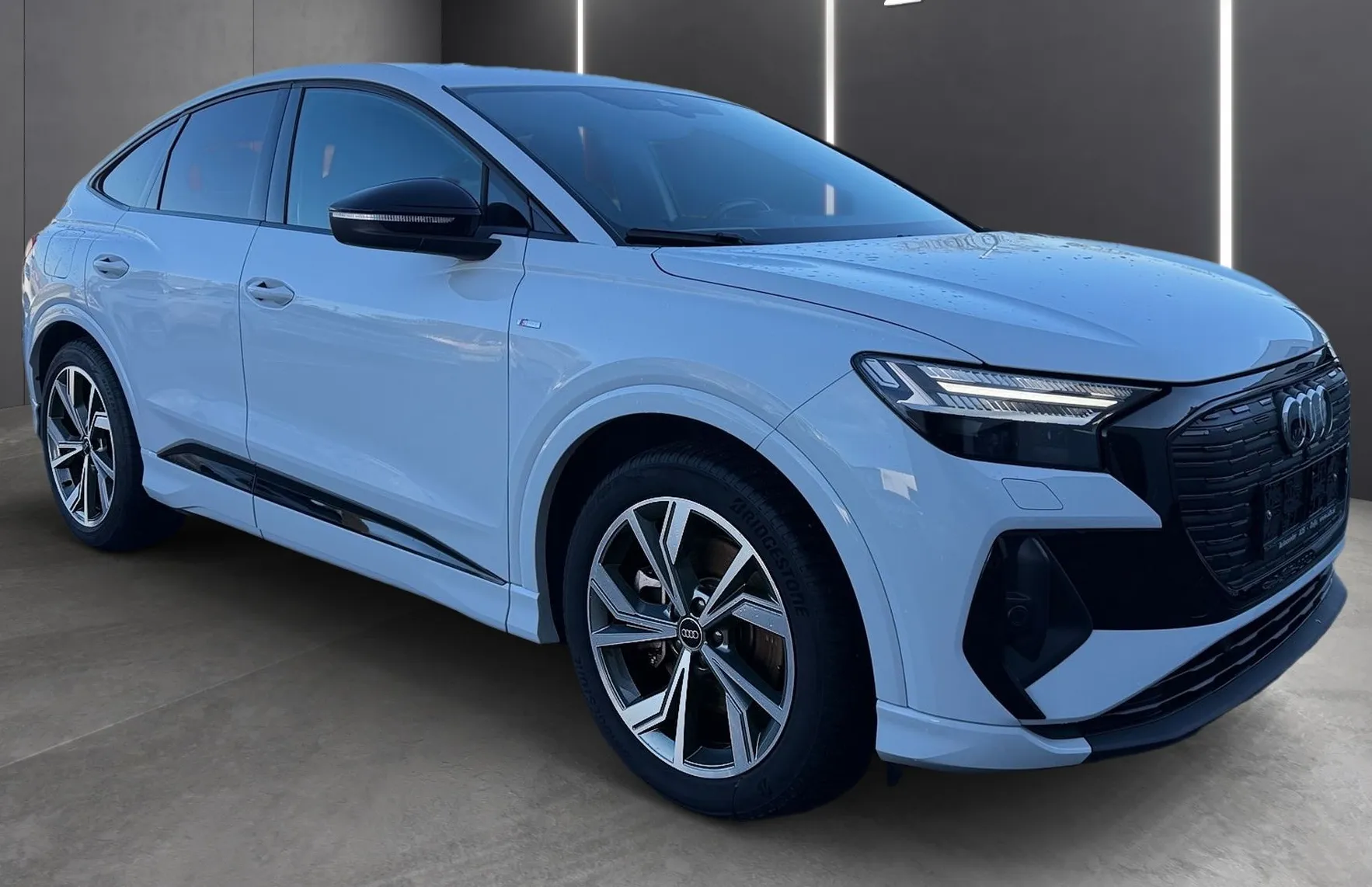 Zunanja slika - Audi Q4 Sportback e-tron - 40 e-tron - SUBVENCIJA- DDV - 2