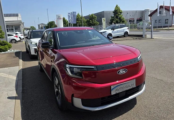 Zunanja slika - Ford Explorer - EV elektromotor 77 kWh 210 kW samodejni Pre - 4