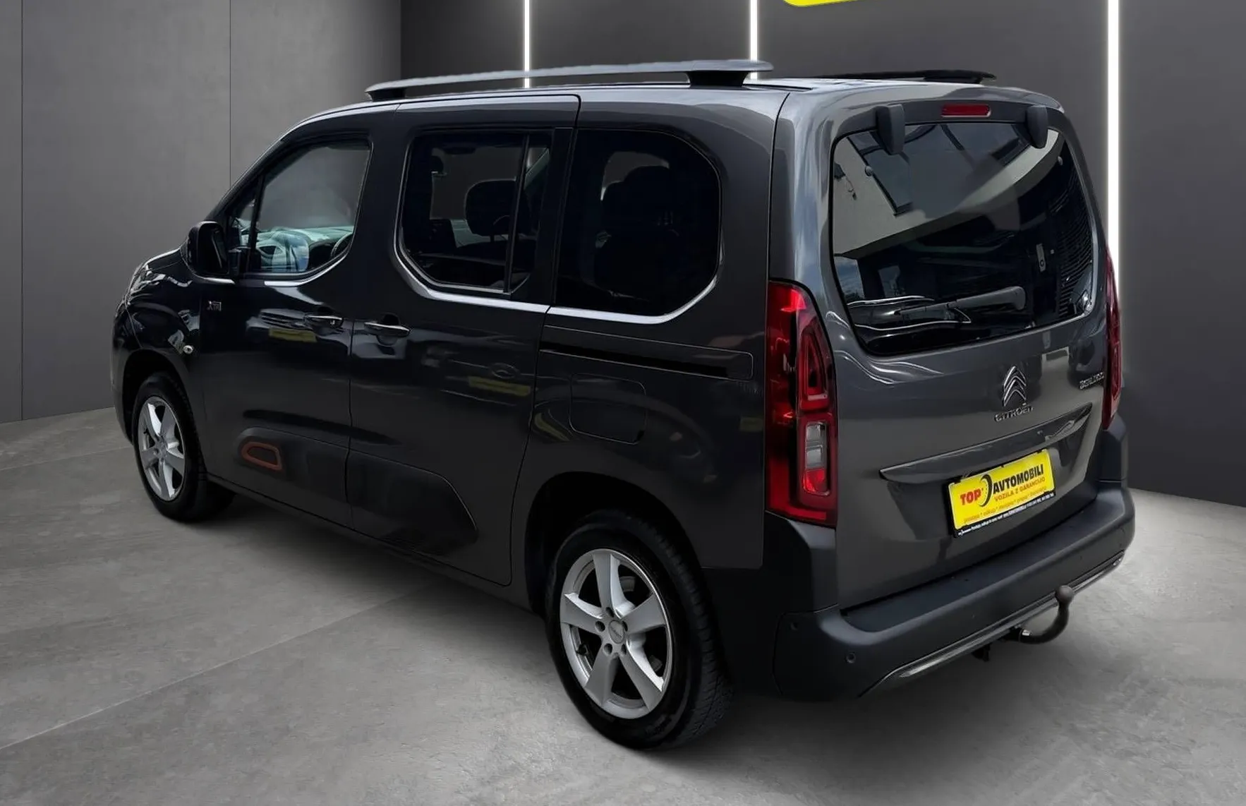Zunanja slika - Citroën Berlingo - 1.5 HDI  AUT XTR -line  odličen - 6