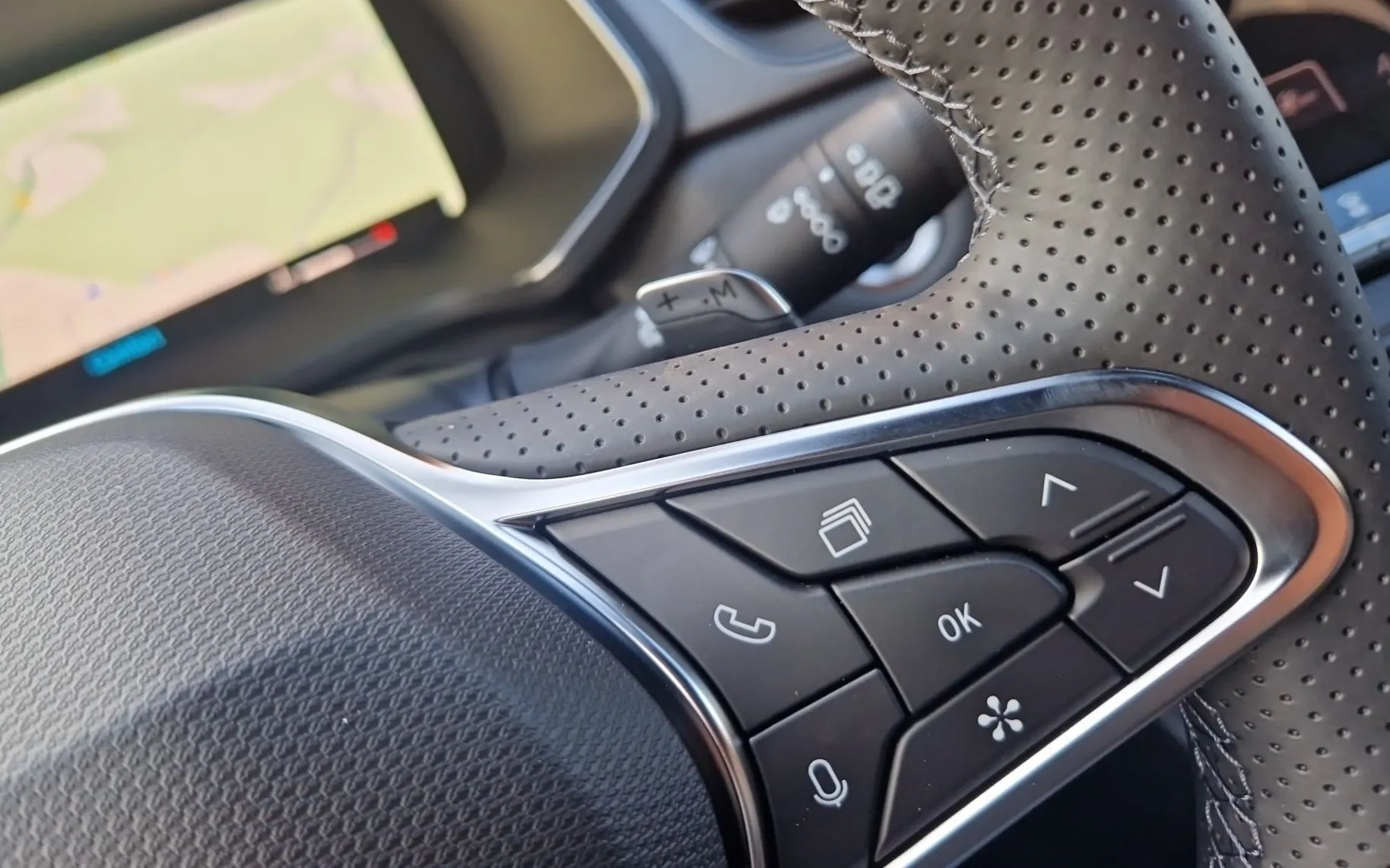Zunanja slika - Renault Captur - TCe 140 EDC techno - 20