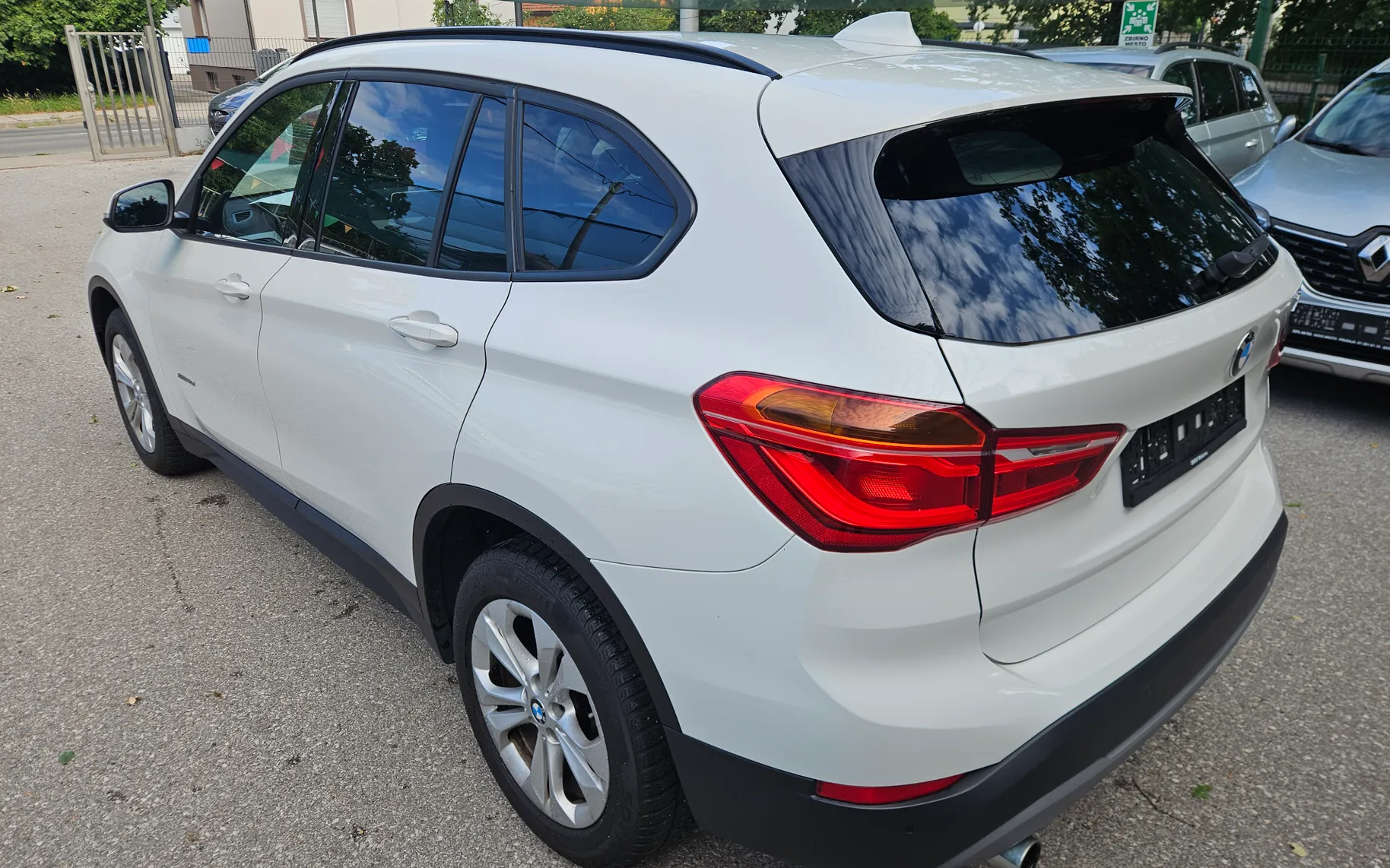 Zunanja slika - BMW X1 - sDrive18d Sport Line - 3