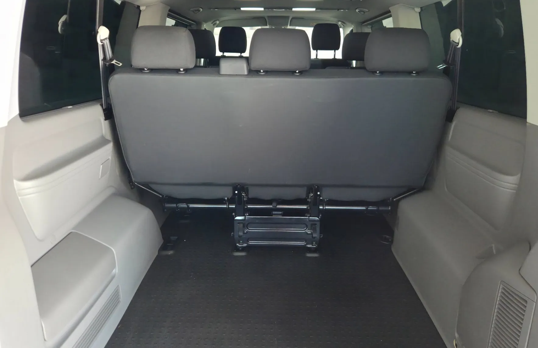 Zunanja slika - Volkswagen Caravelle - 2.0 TDI 4M AUT-FULL.LED-RADAR-KAMERA - 15