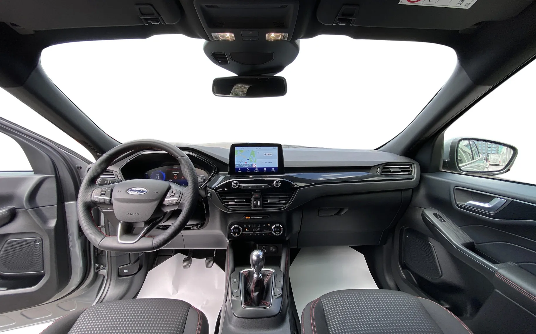 Zunanja slika - Ford Kuga - ST-LINE 1.5 EcoBoost-NAVI-SLO-KAMERA-KEYLESS - 4