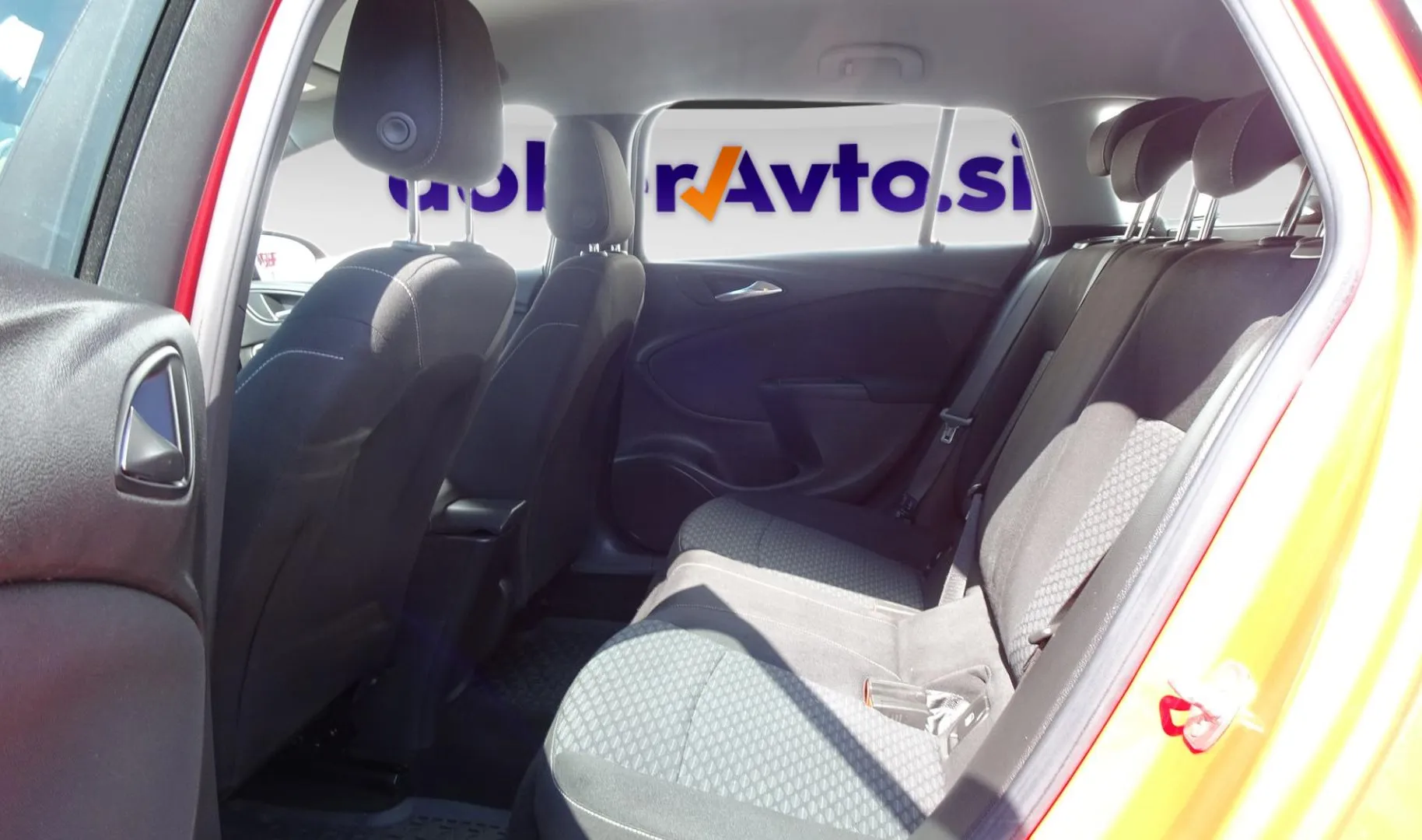 Notranja slika - Opel Astra - 1.6 CDTI S ENJOY ST 1. LASTNIK SLO - 15