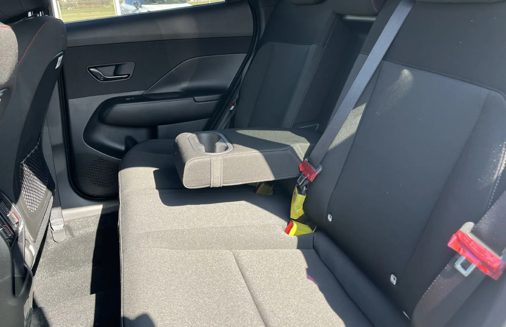 Zunanja slika - Hyundai Kona - 1.6 GDI   hibrid Premium DCT - 11