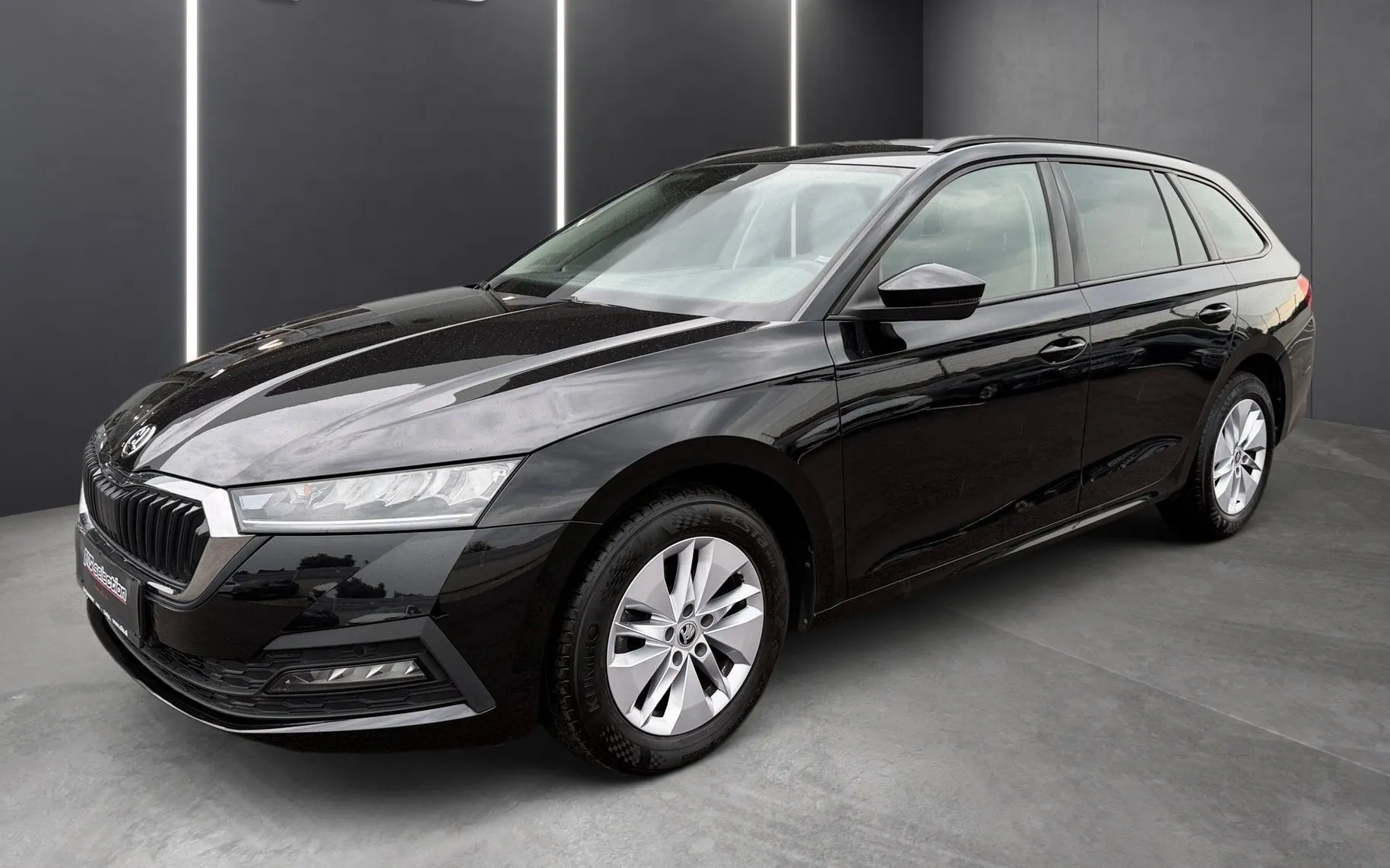 Zunanja slika - Škoda Octavia - Combi 2.0 TDI Ambition DSG-Virtual-Navi-AppConnect - 1