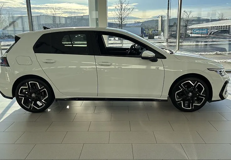 Zunanja slika - Volkswagen Golf - 4JOY 1.5 eTSI DSG - 3