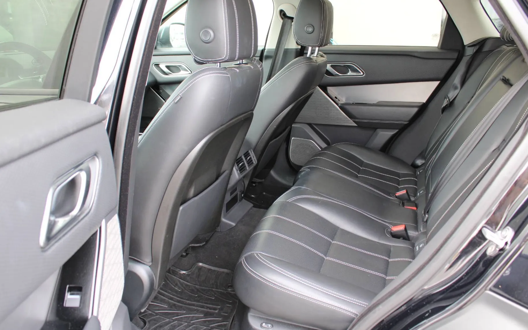 Zunanja slika - Land Rover Range Rover Velar - 2.0 R-DYNAMIC Avt. - AWD MERIDIAN FULL LED... - 9
