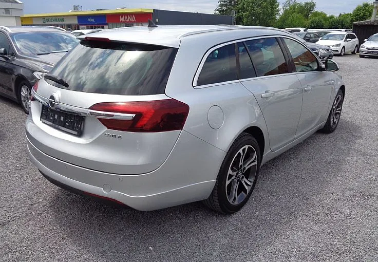 Zunanja slika - Opel Insignia - 4x4 2.0 CDTI AUTOMATIC -1.LASTNIK -SLOVENSKA - 3