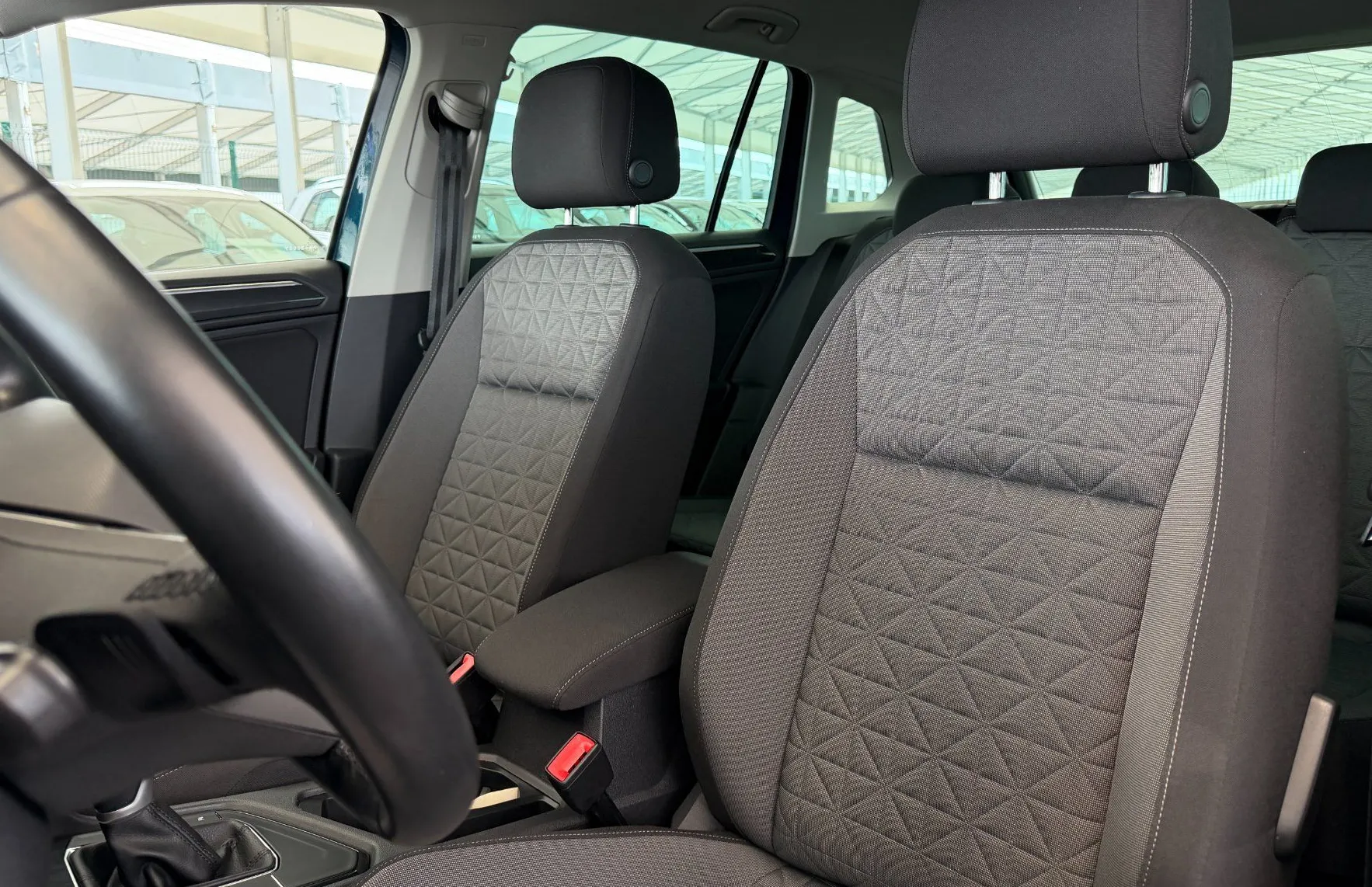 Zunanja slika - Volkswagen Tiguan - Life 1.5 TSI DSG - LED - KAMERA - KEYLESS - NAVI - 9