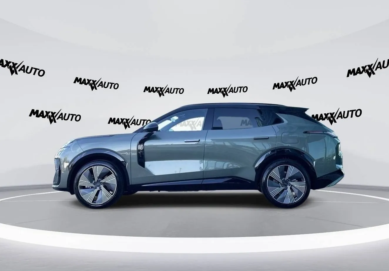 Notranja slika - Lynk & Co 08 - More 2025 Priključni hibrid - 8