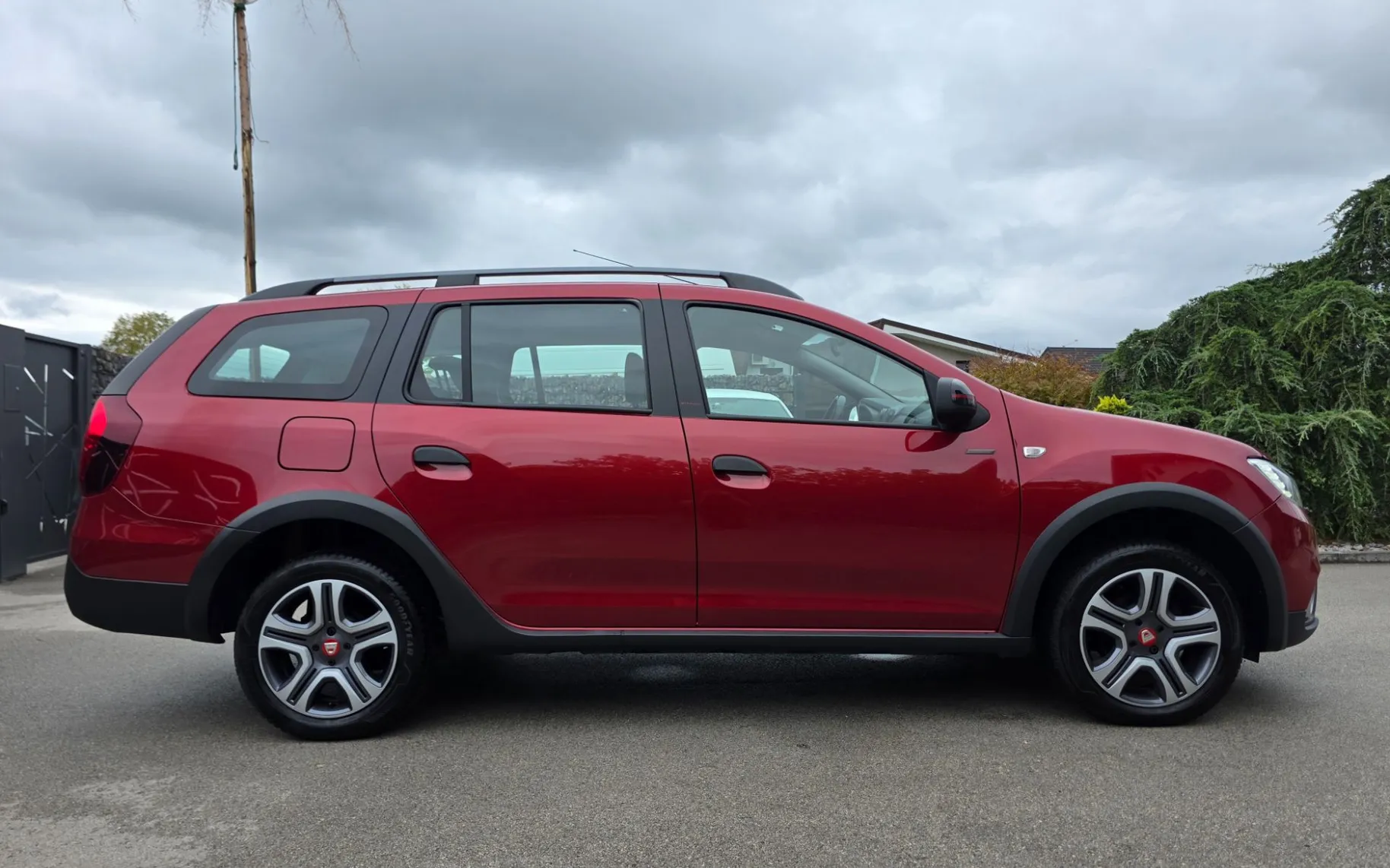 Zunanja slika - Dacia Logan - MCV 1,5 Blue dCi 95 Comfort - 5