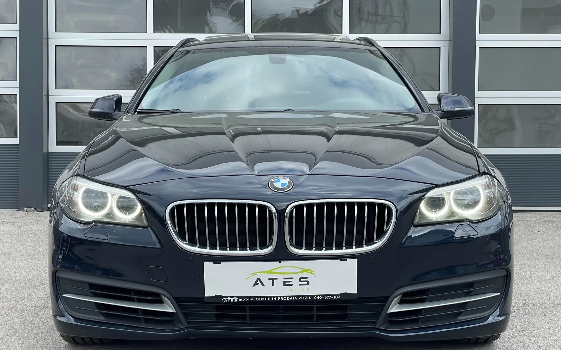 Zunanja slika - BMW Serija 5 - 520d xDrive touring Avt. - 2