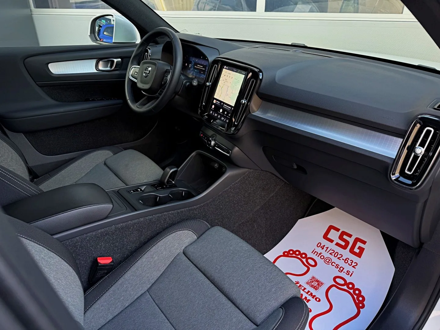 Zunanja slika - Volvo XC40 - B3P Nordic Core Avt. - 10