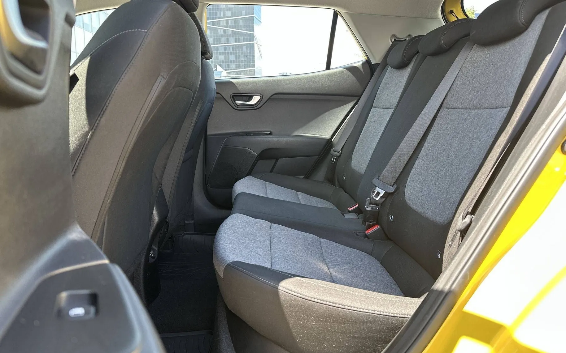Notranja slika - KIA Stonic - 1.0 T-GDi LX Urban ISG - 17