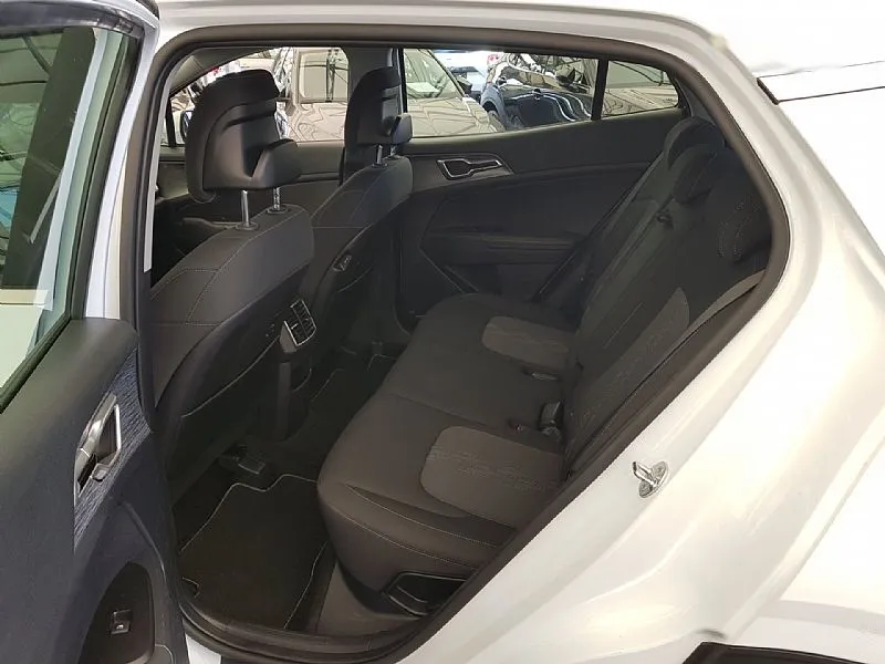 Zunanja slika - KIA Sportage - 1.6 CRDI MHEV EX Style DCT-F1-KAMERA-NAVI-1.LAST - 10