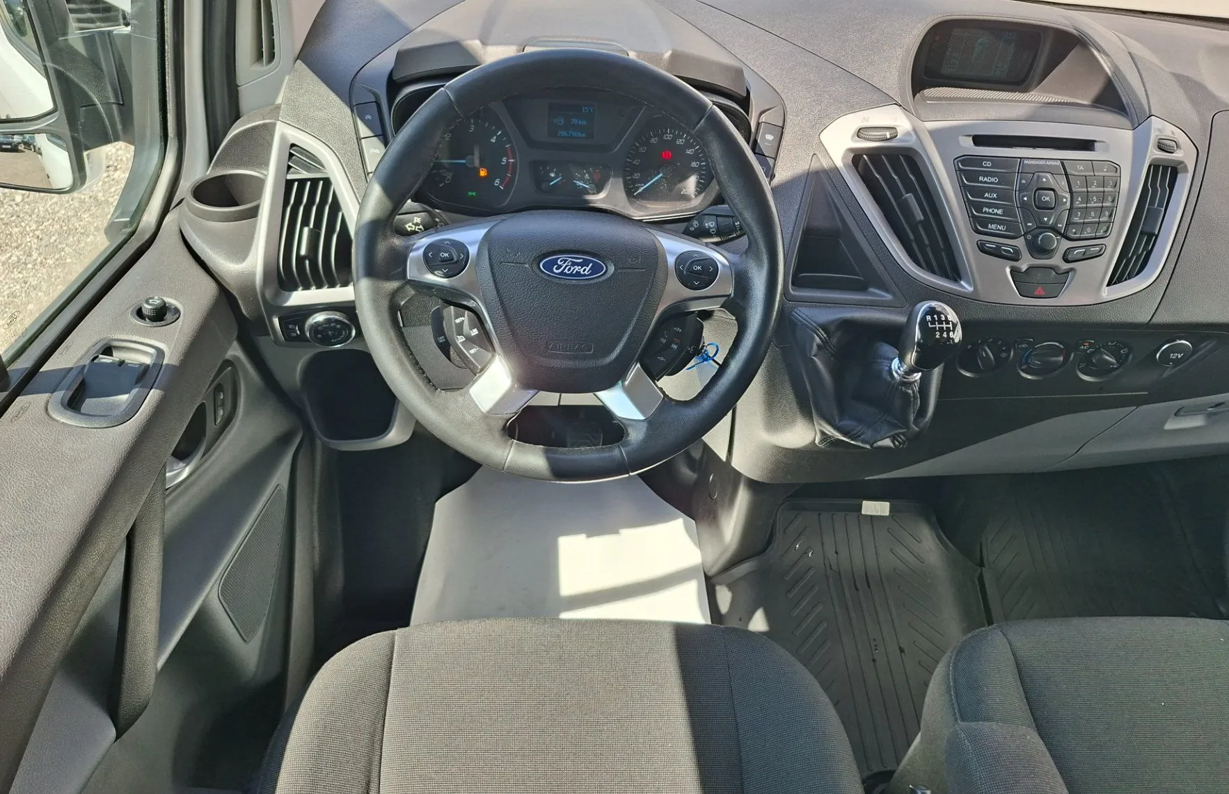 Zunanja slika - Ford Transit Custom - Tourneo Custom 300 2.2 TDCi DMR Trend 8+1 L2H1 - 12