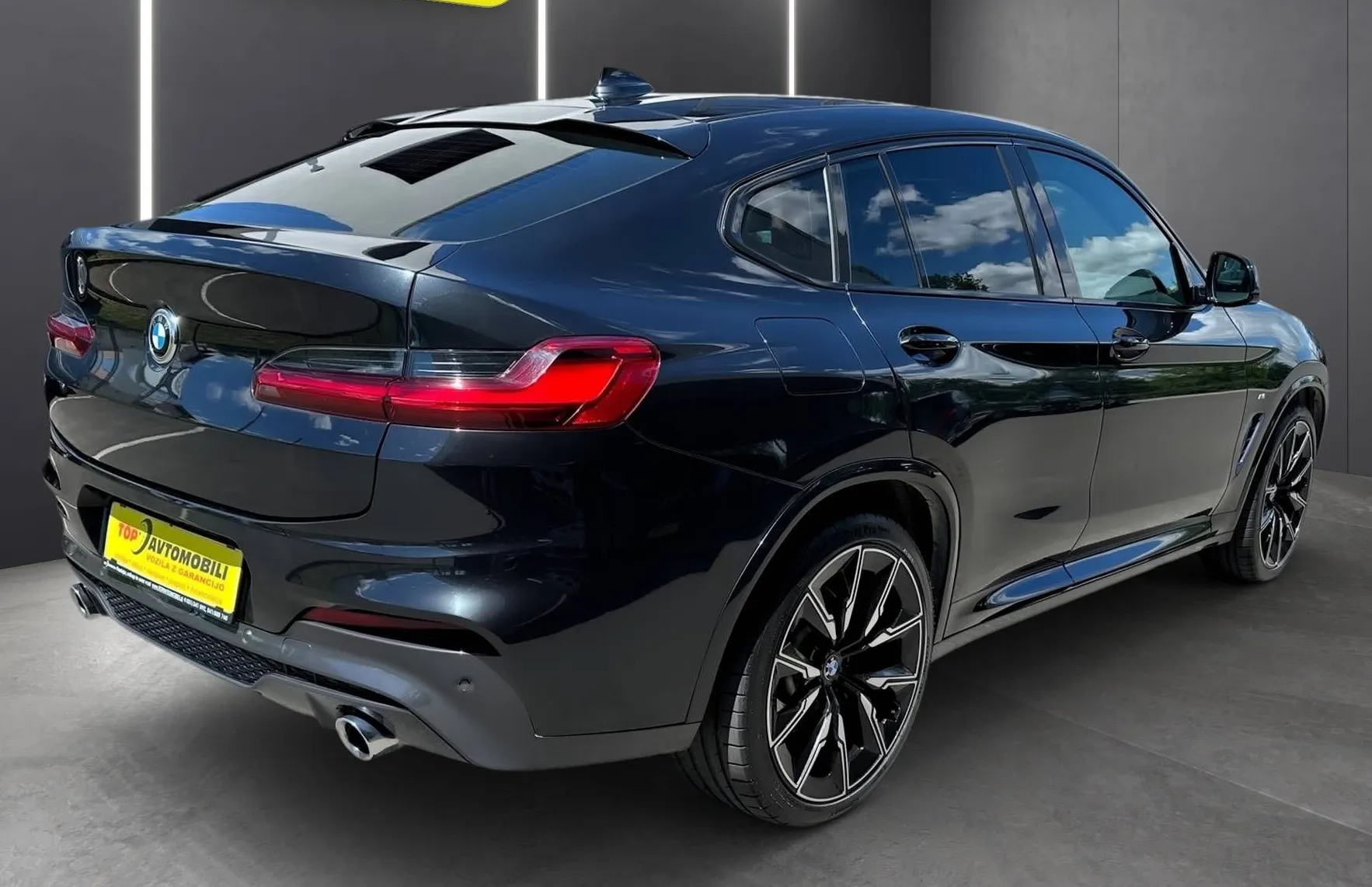 Zunanja slika - BMW X4 - serija : xDrive30d M PAKET FULL LED NAVI PDC USNJE... - 9