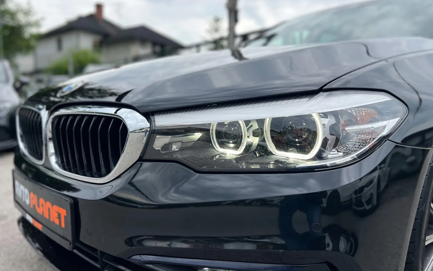 Zunanja slika - BMW Serija 5 - : 520d AUT. SPORTLiNE FULL LED HEADuP ŠIBEDAH ALU20 - 8
