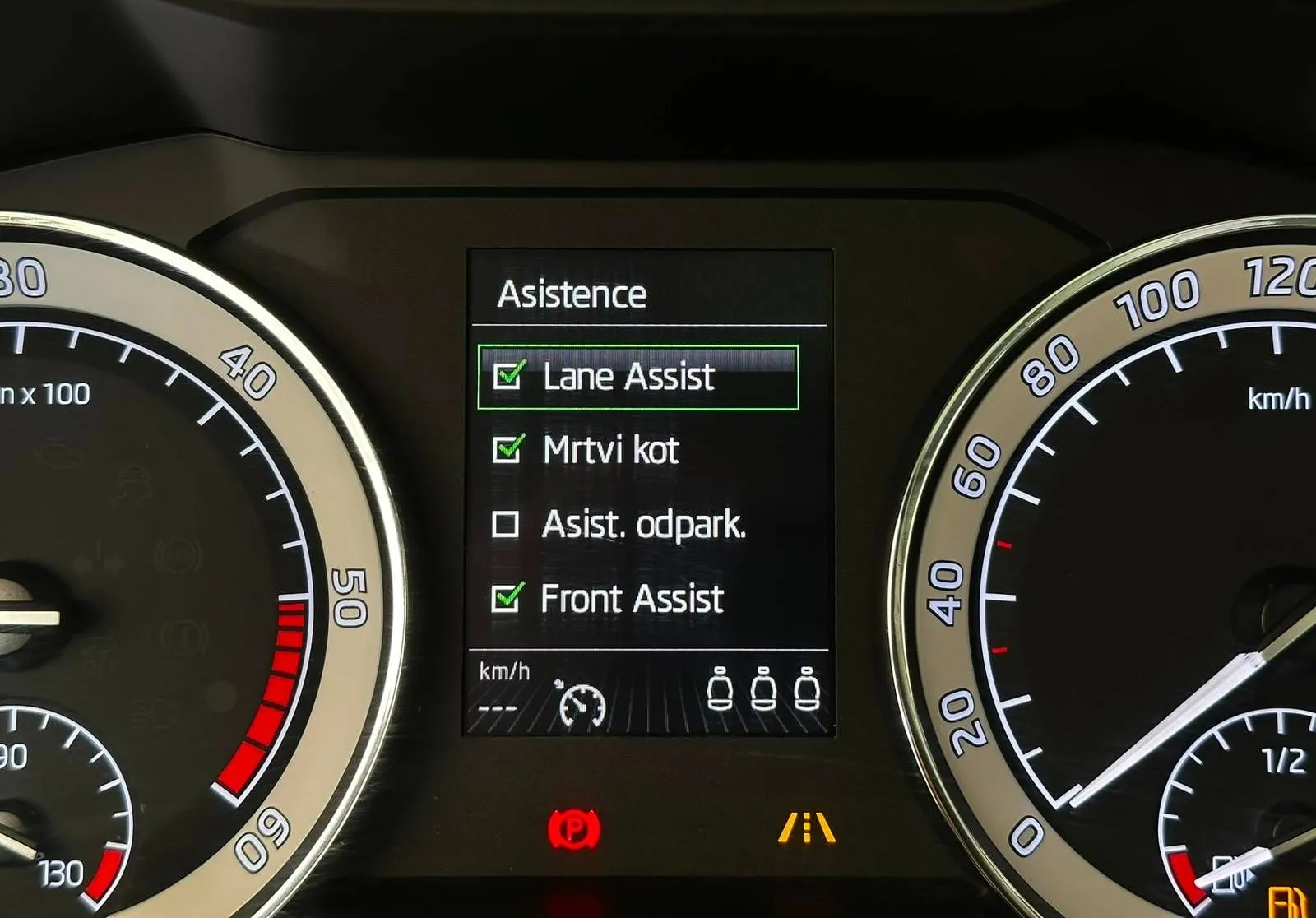 Notranja slika - Škoda Superb - 2.0TDI-L K-DSG-PANORAMA-USNJE-SLO-NAVI-ACC-CANTON - 10