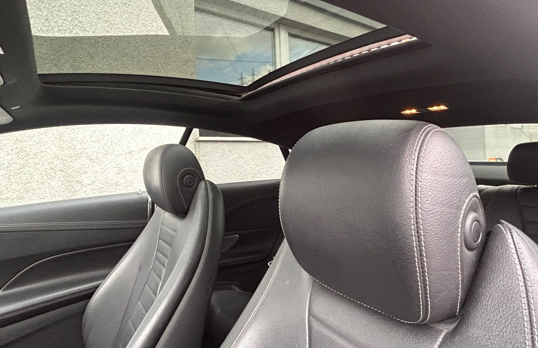 Zunanja slika - Mercedes-Benz E-Razred - E Coupe220d AMG-PANORAMA-360KAMERA-VIRTUAL-XSENON - 14