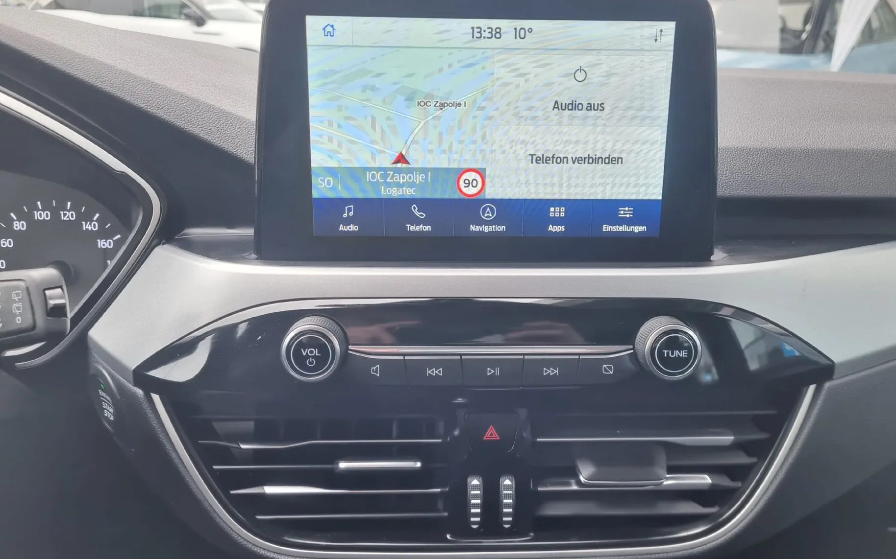 Zunanja slika - Ford Kuga - 1.5 EcoBoost - SAMO 27.891KM - NAVI-DAB-PDC-TEMP. - 16