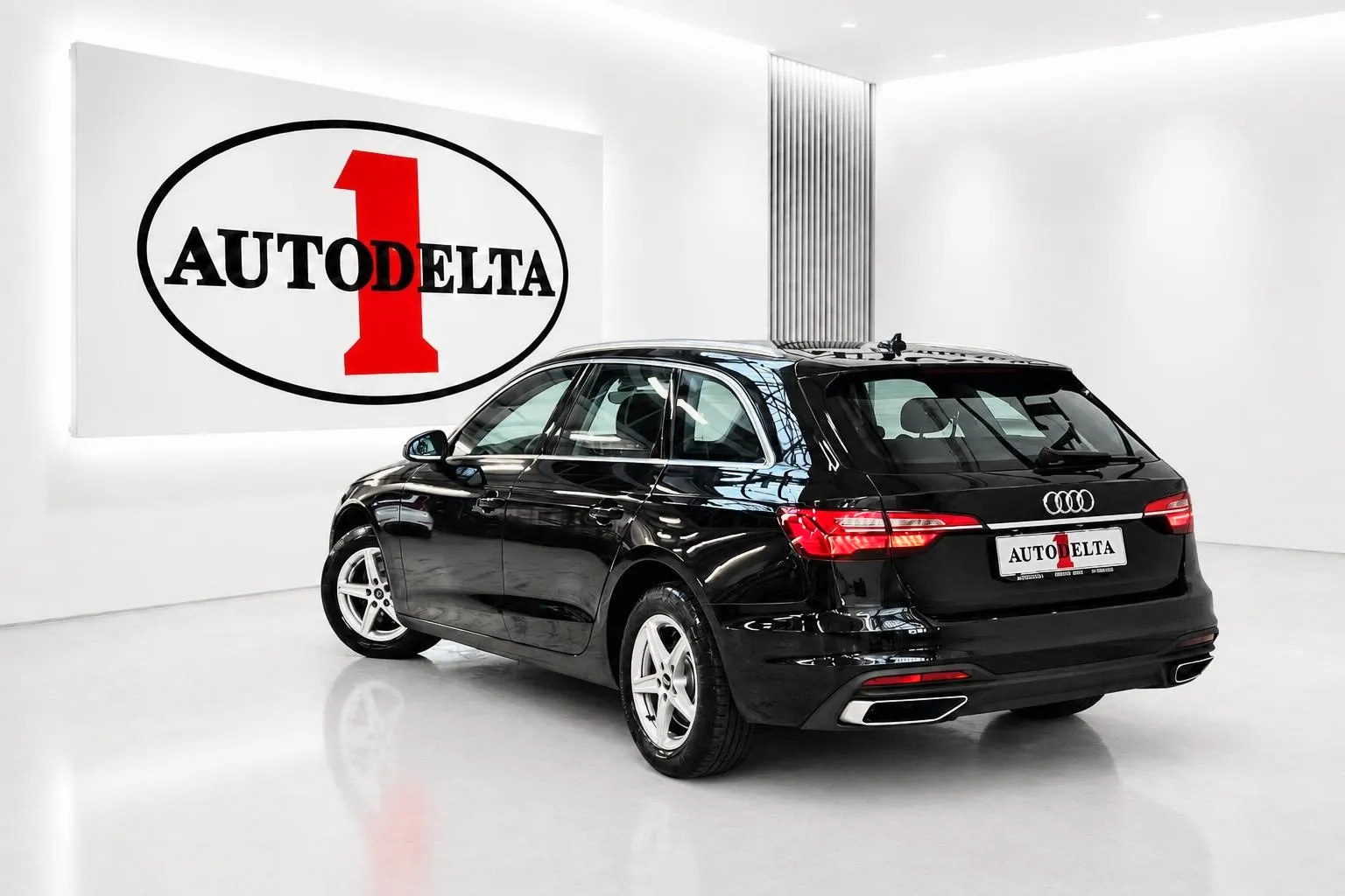 Zunanja slika - Audi A4 Avant - 30 TDI S tronic - 4
