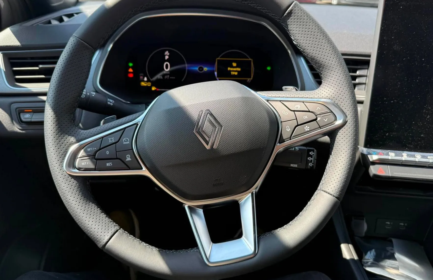 Zunanja slika - Renault Captur - TCe 140 Techno EDC - 4