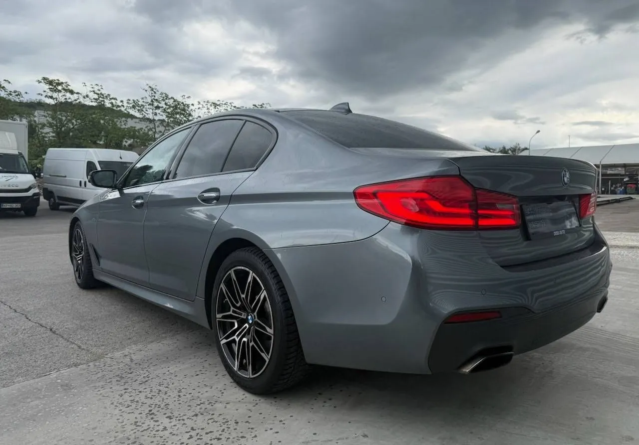 Zunanja slika - BMW serija 5: - 520d M-SPORT POLOG 2400 - 4