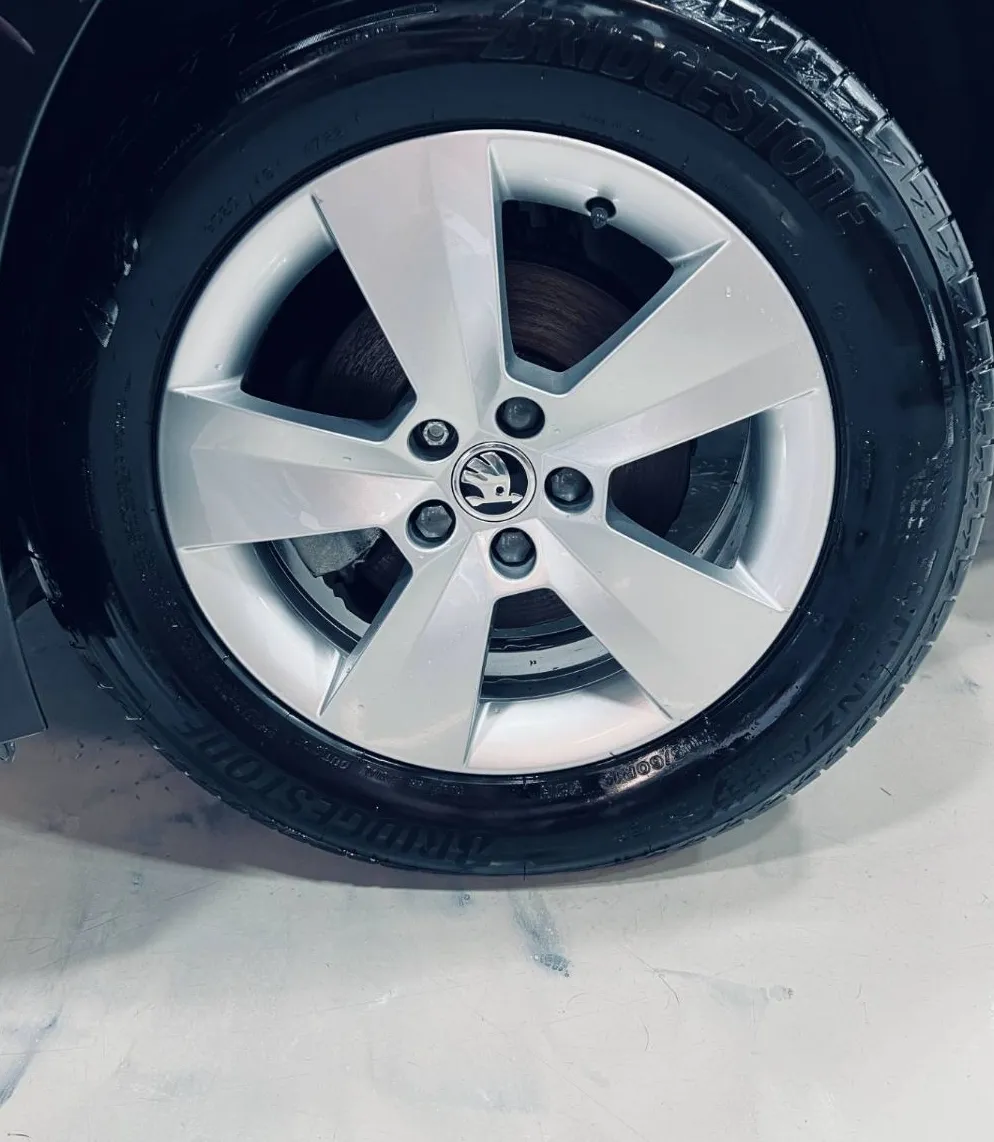 Zunanja slika - Škoda Kamiq - Active 1.0 TSI-SAMO 56000KM-LED-PDC-GRETJE SEDEŽ - 17