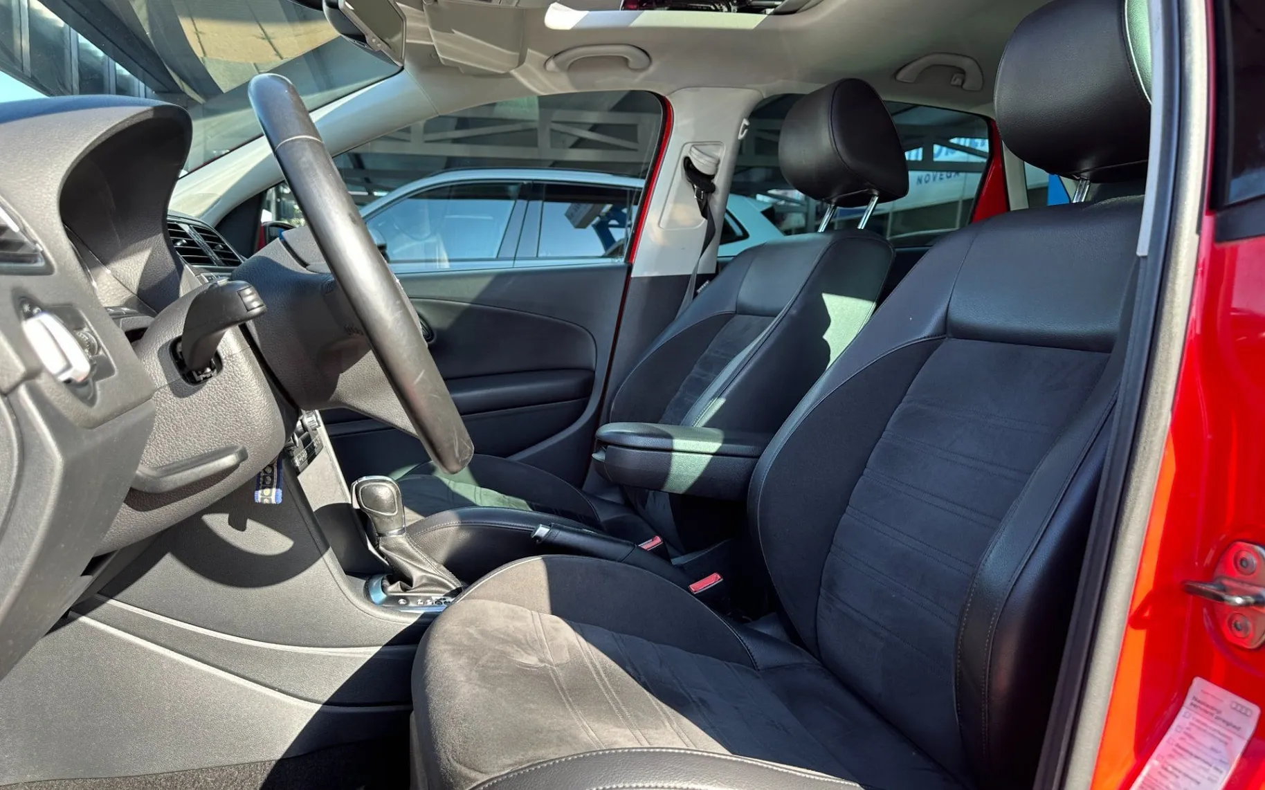 Notranja slika - Volkswagen Polo - 1.2 TSI Avt. |Panorama|Gretje|P Senzorji|SLO|... - 7