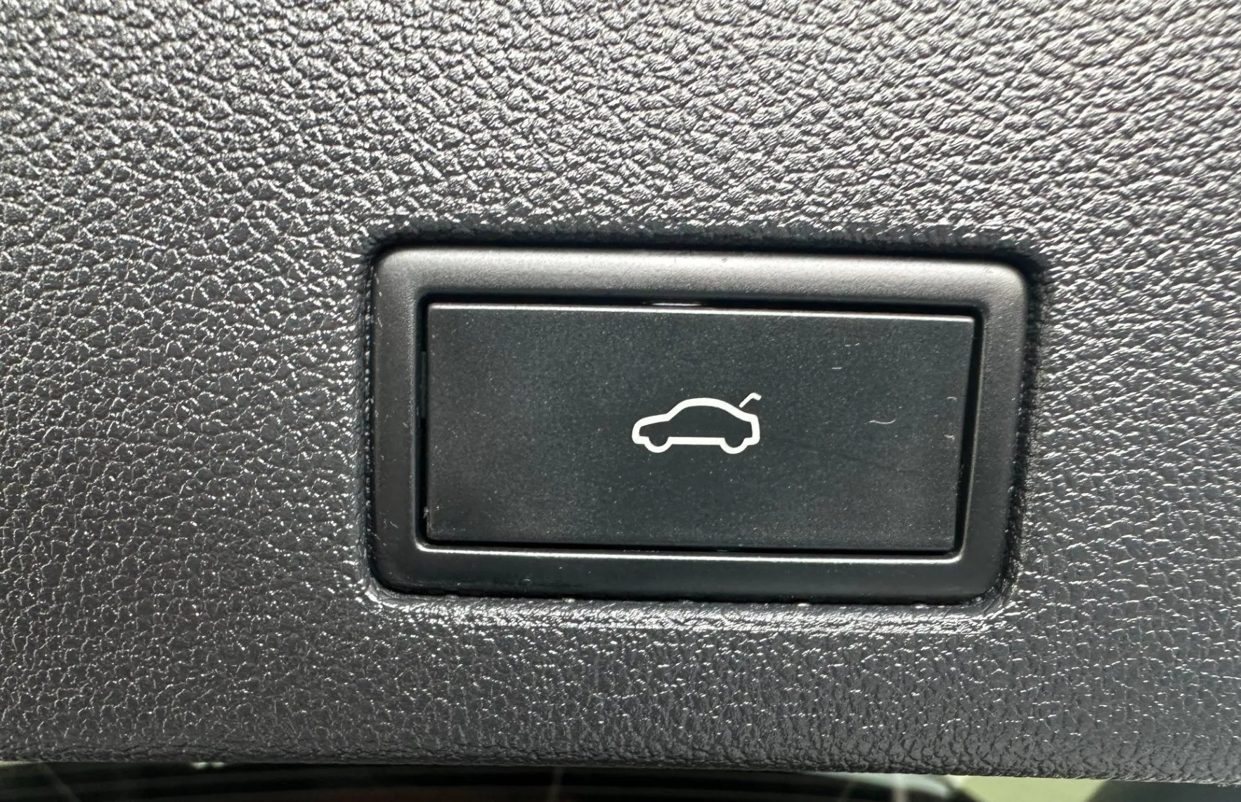 Zunanja slika - Volkswagen Touareg - Volkswagen  Elegance 3.0TDI 170kW.NEMŠKI.KA - 7