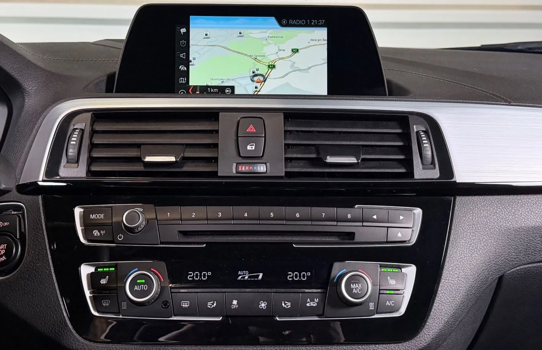Zunanja slika - BMW Serija 1 - : 118d Sport Line - FULL LED - NAVI - TEMP - PDC ... - 10