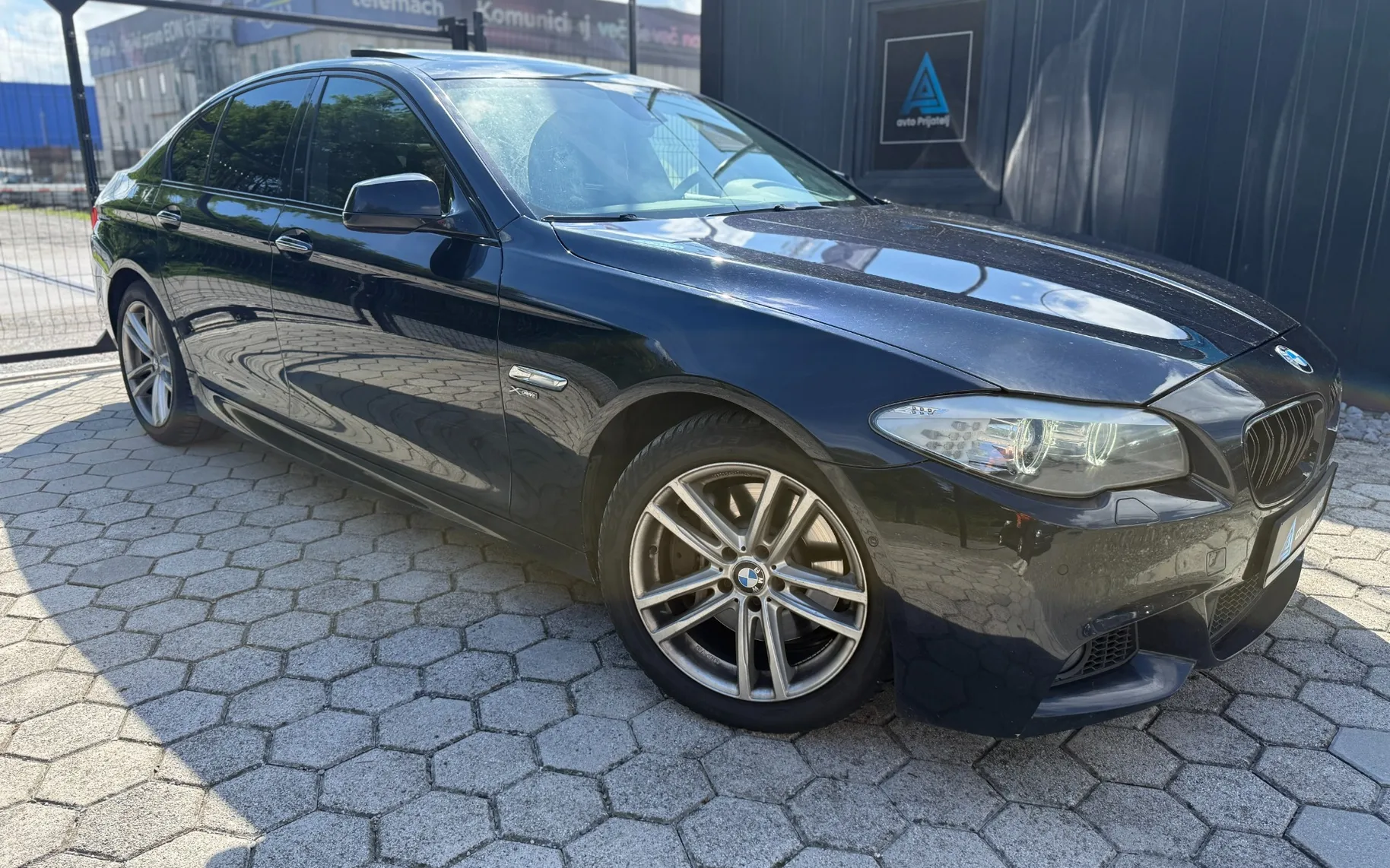 Zunanja slika - BMW 5 Series ActiveHybrid - Serija 5 535i Limo - xDRIVE - TOP oprema - 19