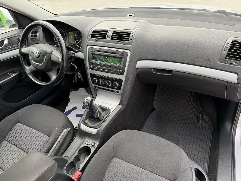 Zunanja slika - Škoda Octavia - 1.2 TSI 6-st. ročni - SLO. - 1. LASTNIK - - 9
