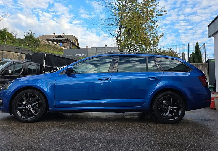 Zunanja slika - Škoda Octavia - Combi 2.0 TDI Family DSG 1 last odlično stanje - 2