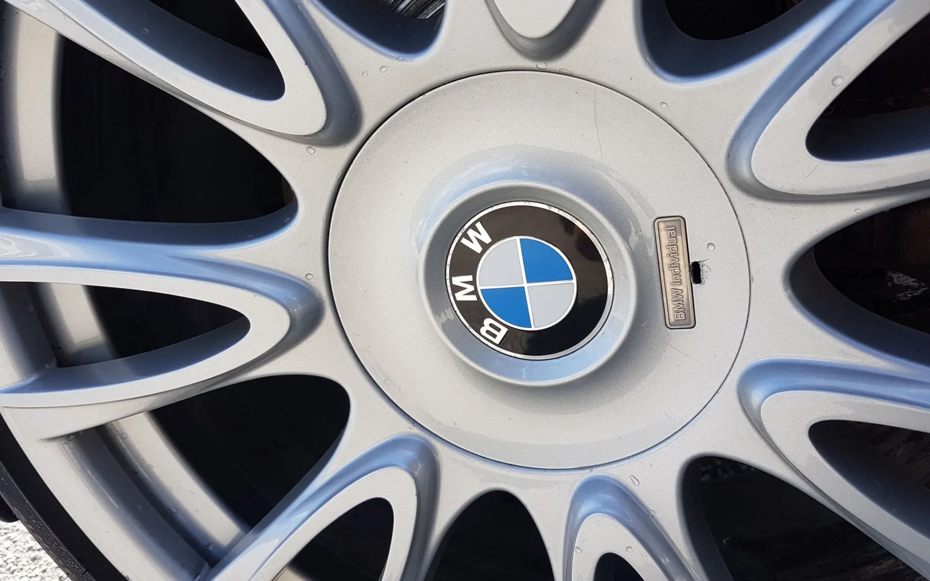 Zunanja slika - BMW Serija 3 - 320d xDrive Touring AUT - 17