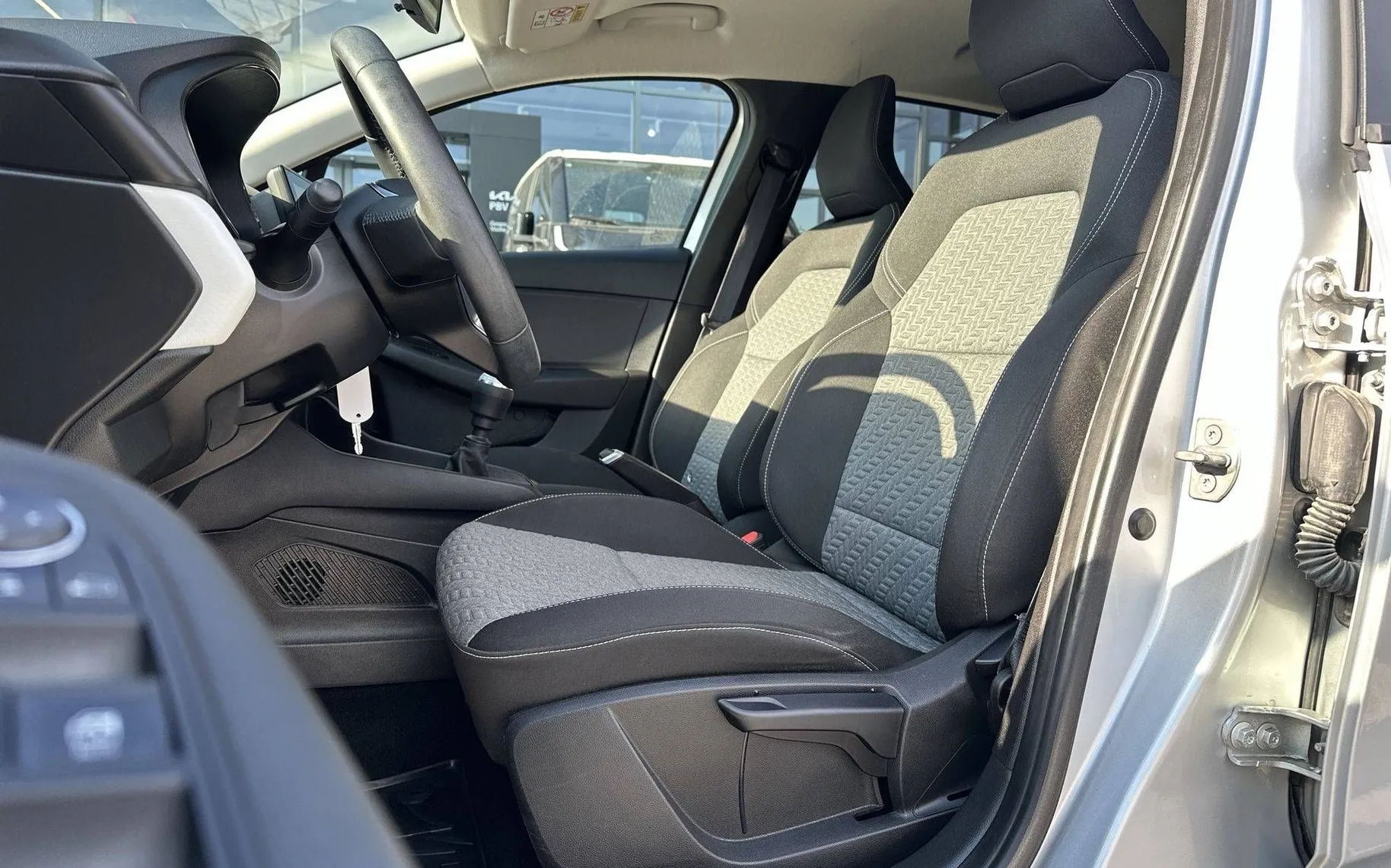 Notranja slika - Renault Clio - TCe 90 Evolution - 10