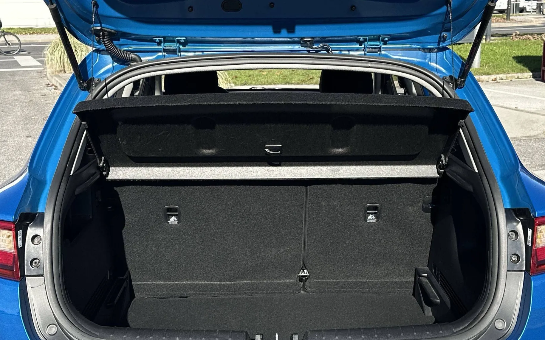Notranja slika - KIA Stonic - 1.2 DPI LX Fun ISG - 12