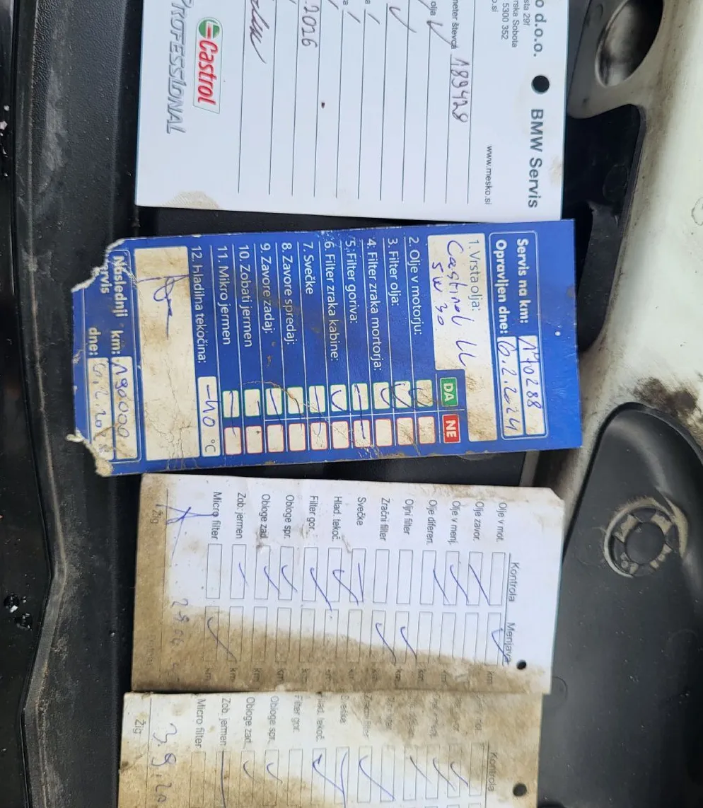 Zunanja slika - Nissan Qashqai - 1.5 DCI 360 navi-pdc-kamera-alu-acc-tempom-servis - 19