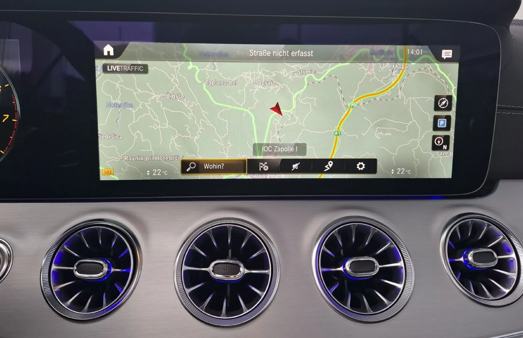 Zunanja slika - Mercedes-Benz E-Razred - E200 AMG LINE AVTOMATIK-BURMESTER HI-FI-KOT NOV - 18