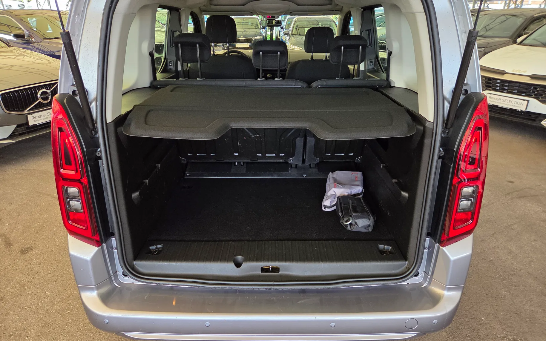 Zunanja slika - Toyota Proace - L1 1.5 D4-D S S Family 1.LASTNIK SLO.POREKLO - 11