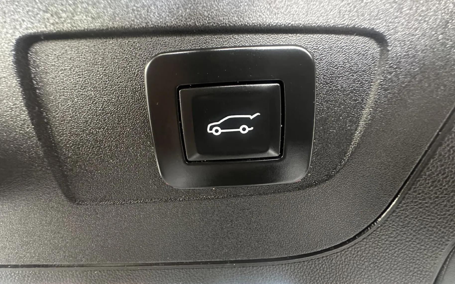 Notranja slika - Opel Insignia - Sports 2.0 CDTi Innovation Avt.NEMŠKI+4ALU.USNJE - 9